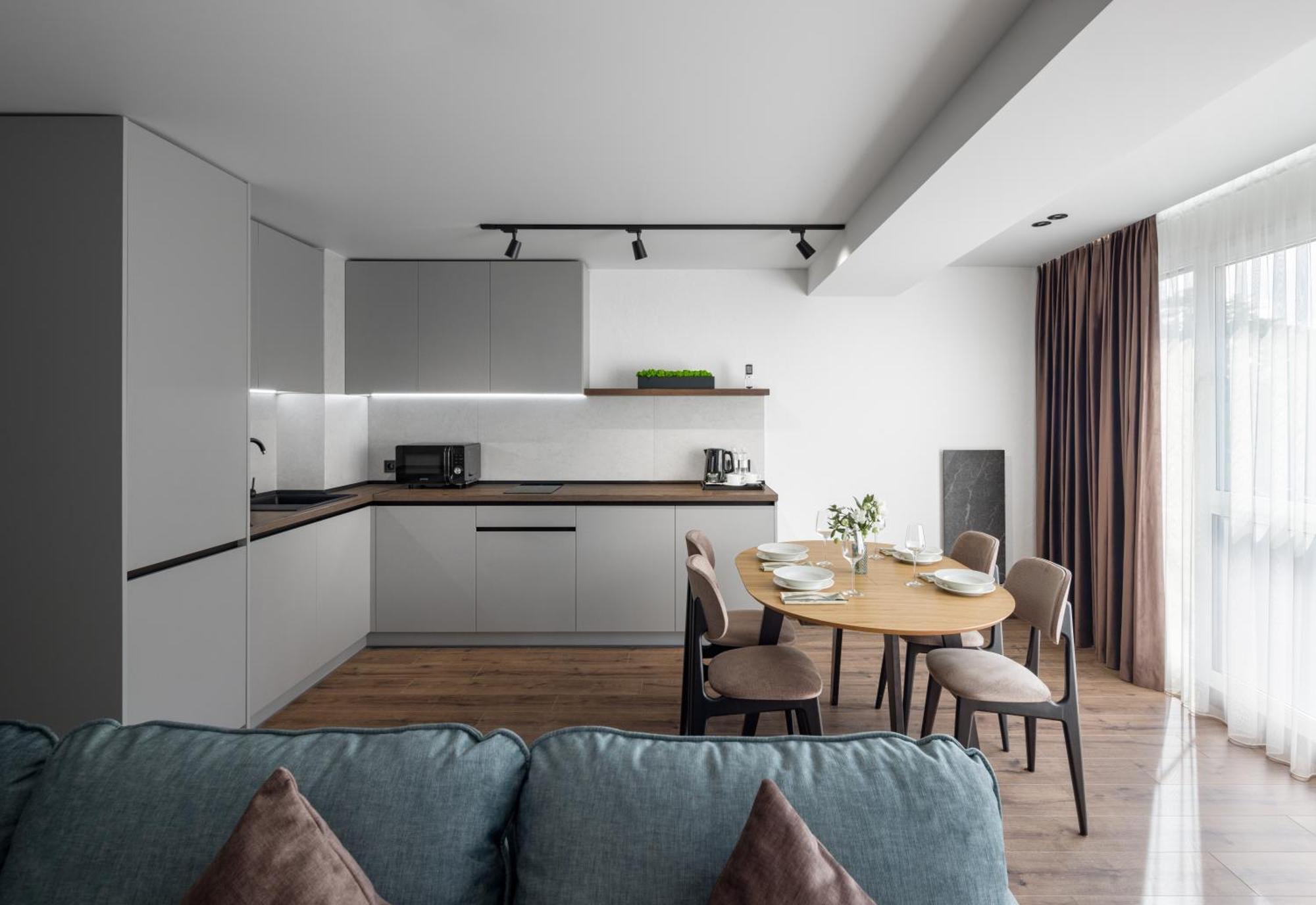 Apartel Uzjhorod Exteriör bild